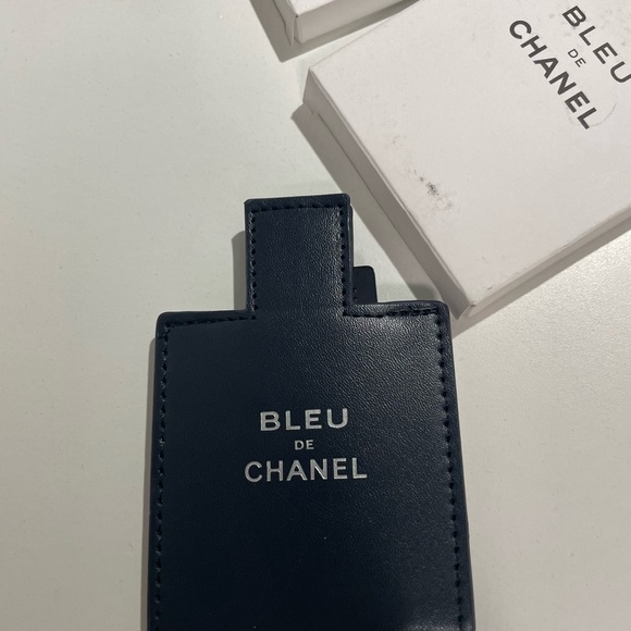 Chanel Bleu De  Comb Set - Picture 8 of 12